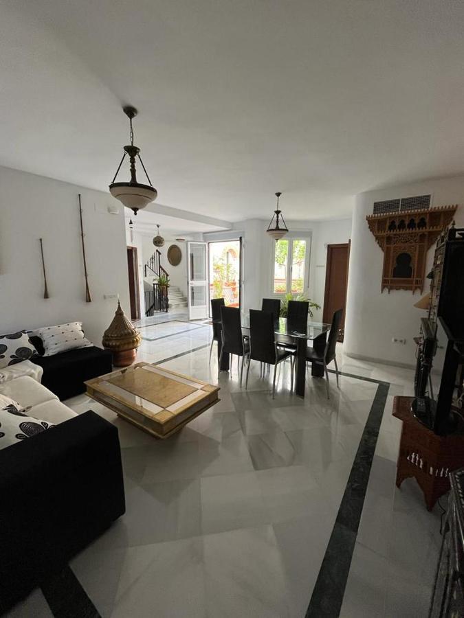 Alyana Hostel Cordoba Ngoại thất bức ảnh